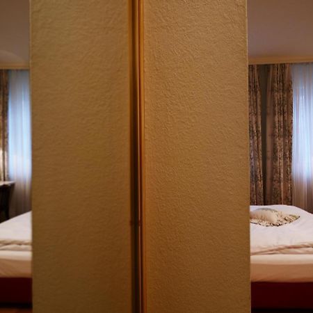 באיירוט Hotel Goldener Anker מראה חיצוני תמונה